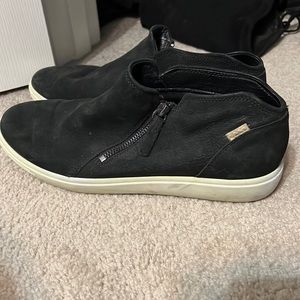 Ecco Black Zip Up Shoes Size 11